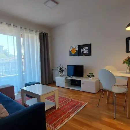 Daire Brand New Place For Relaxing A6 *