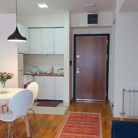 Apartment Brand New Place For Relaxing A6